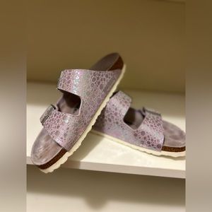 Birkenstock lavender Like new sandals!